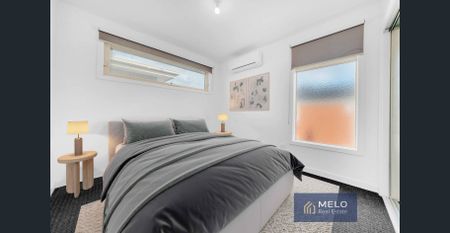 Luxurious Corner townhouse - Photo 4