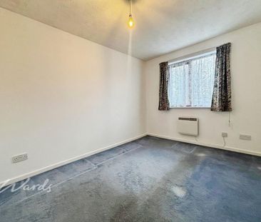 1 bedroom ground floor flat to rent - Photo 3