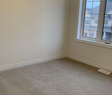For Lease - 30 Roywood Street, Kitchener, Ontario - Photo 2