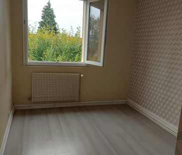 APPARTEMENT T4 CLAIX 70m2 - Photo 3