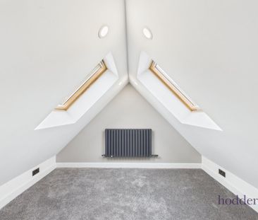 4 bedroom detached house to rent - Photo 2