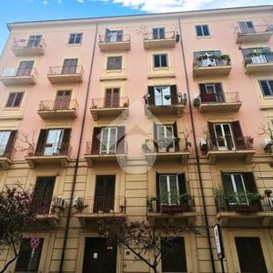 6 locali in affitto - Photo 2