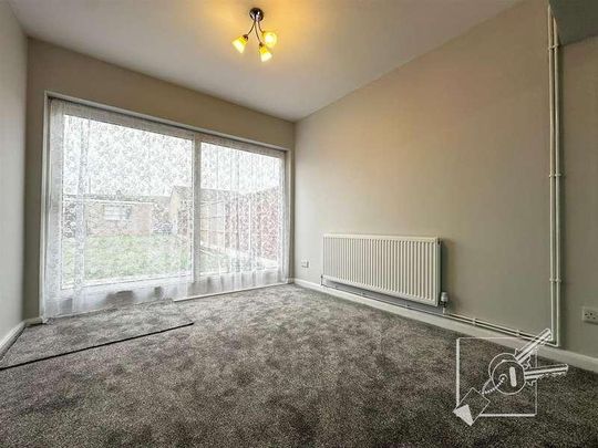 Beaumont Drive, DA11 - Photo 1