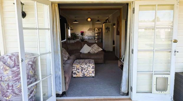 3 BEDROOMS - TE AWAMUTU - Photo 1