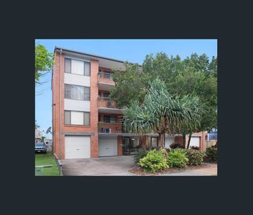 If you were any closer to the beach, you would be in the water! - Photo 1