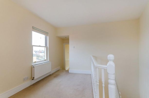 2 bedroom maisonette to rent - Photo 1