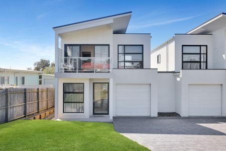 New Build - 4 Bedrooms - 2.5 Bathrooms - Garage - Ducted Air-Con - Photo 5