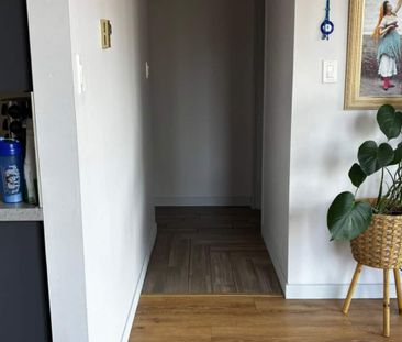 904-9521 Cardston Court, Burnaby - Photo 6