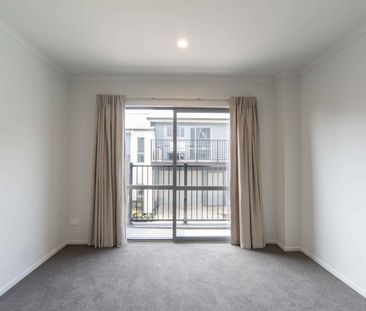 Brand New 3-Bedroom Townhouses in Central Location - Photo 2