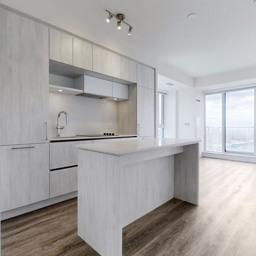For Lease - 2 David Eyer Road Unit# 1130, Richmond Hill, Ontario - Photo 1