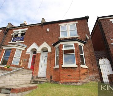 5 bedroom terraced house to rent - Photo 1