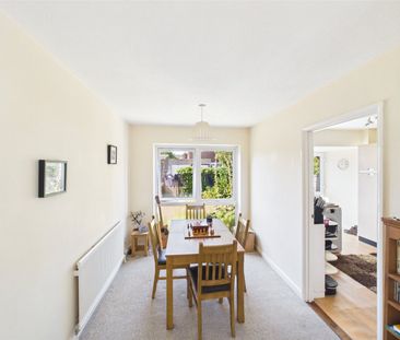 Station Road, Chinnor, Oxfordshire, OX39 - Photo 6