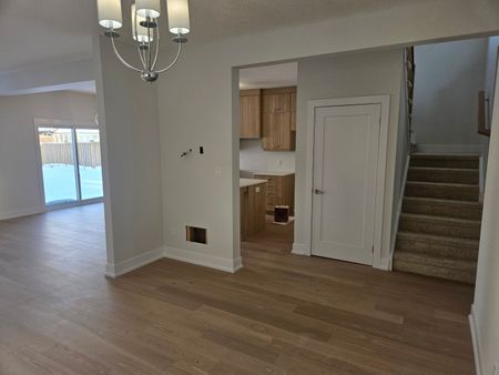 For Lease - 123 Maple Street, Mapleton, Ontario - Photo 2