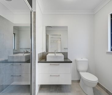 9 Clementine Street, Mount Low QLD 4818 - House For Rent | Domain - Photo 6