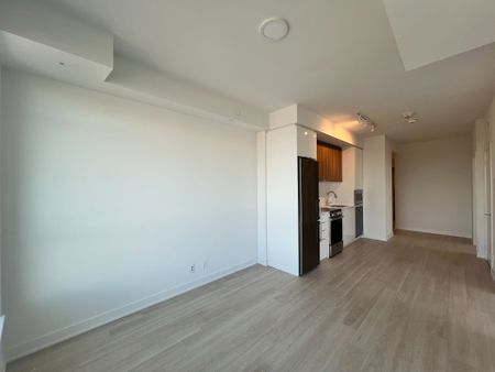 For Lease - 50 Upper Mall Way Unit# B1208, Vaughan, Ontario - Photo 3