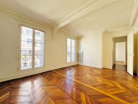 PARIS 15e - APPARTEMENT 2 PIECES AVEC BALCON - 39,75 m² - Photo 3