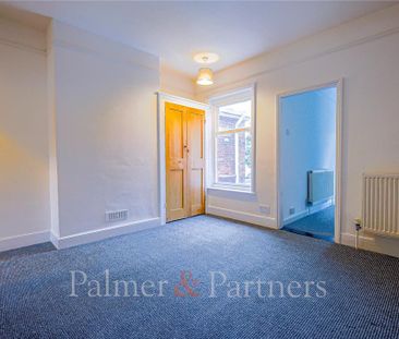 3 bedroom terraced house to rent - Photo 5