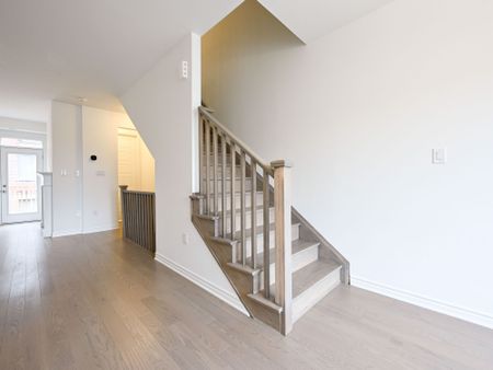 For Lease - 4045 Saida Street, Mississauga, Ontario - Photo 5