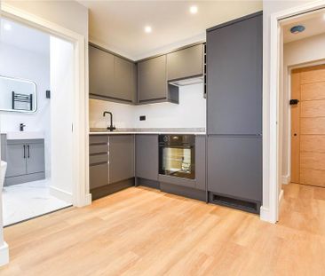 1 bedroom apartment to rent - Photo 2