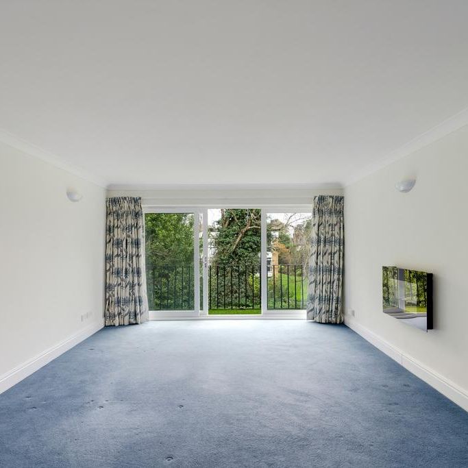 2 bedroom flat to rent - Photo 1