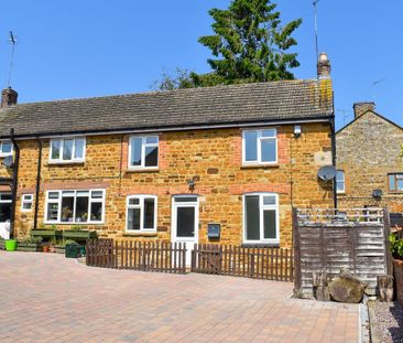 2 bedroom semi-detached house to rent - Photo 2