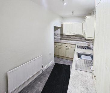 2 bedroom terraced house to rent - Photo 6