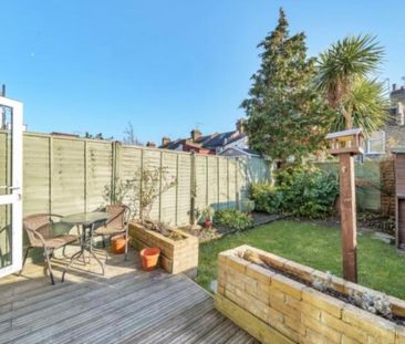 Room in a Shared House, Dunkeld Rd, SE25 - Photo 2