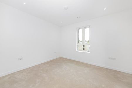 3 bedroom flat to rent - Photo 5
