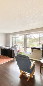 Spacious 2 bedroom + 2 bath suite next to Richmond Centre & Minoru!! - Photo 4