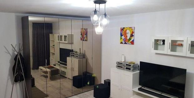 Brancoveanu metrou etaj 2 decomandat - Fotografie 1