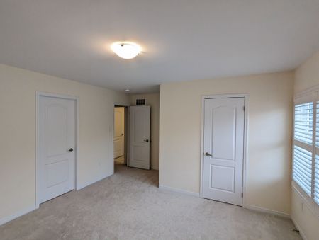 For Lease - 194 Woolwich Street, Woolwich, Ontario - Photo 3