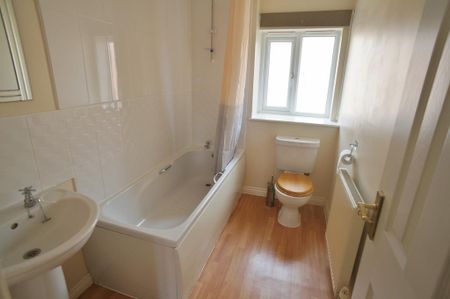 2 bedroom terraced house to rent - Photo 5