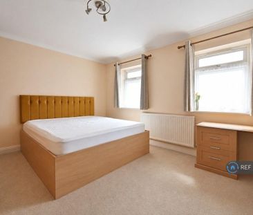 2 bedroom detached house to rent - Photo 4