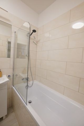 2 POKOJE Z OGRÓDKIEM- GUMIEŃCE - Фото 3