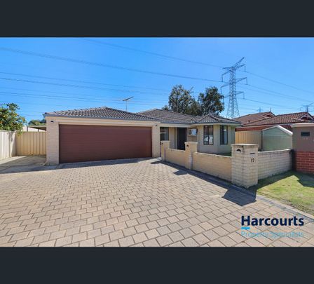 10 Pinjar Court, Waikiki, WA 6169 - Photo 1