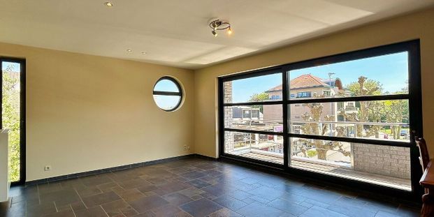 Appartement te huur in Ieper voor € 775 met 3 slaapkamers - Foto 1