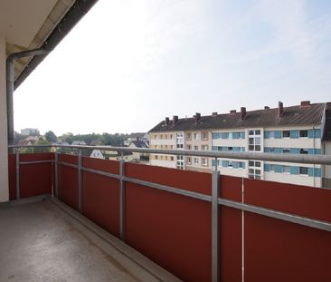 Moderne Wohnung mit Einbauküche! - Photo 4