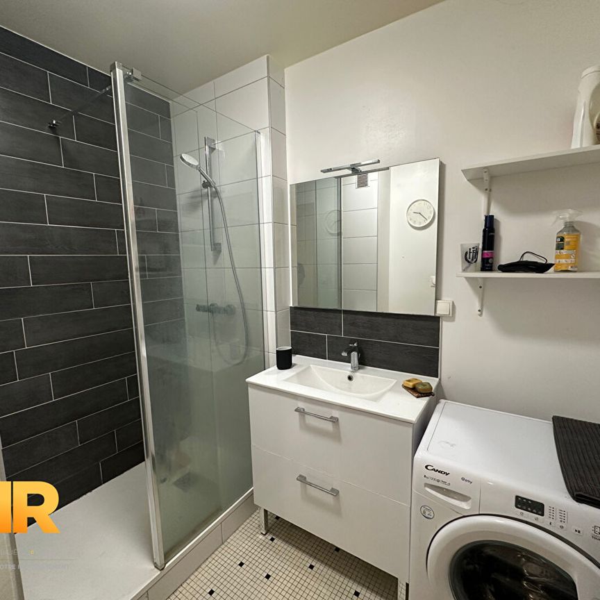 Location Maison 1 pièce 83m² ST JACQUES DE LA LANDE 35136 - Photo 1