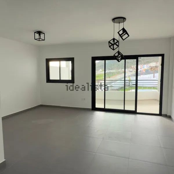 Alquiler de ático en Calle Hibisco - Photo 1