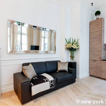 Logement à Paris, Location meublée - Photo 1