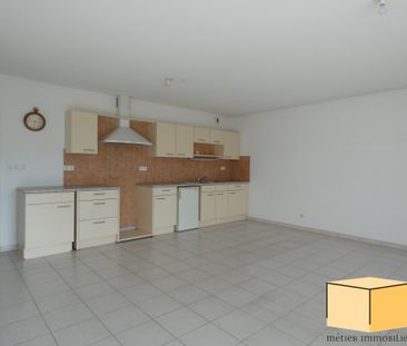 Location Appartement 3 pièces 77m² BELLEY 01300 - Photo 2