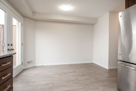 For Lease - 388 Old Huron Road Unit# 19B, Kitchener, Ontario - Photo 2