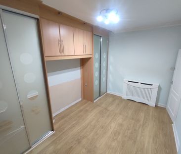 1 Bed Flat, Royston Square, G21 - Photo 6