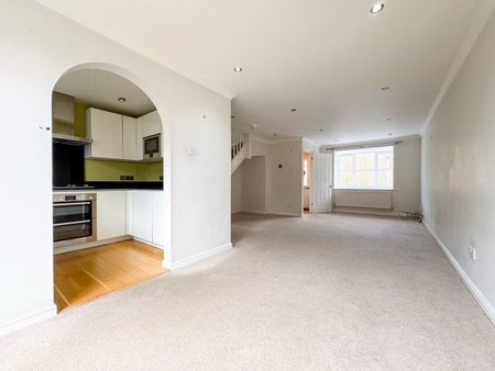 Pellings Farm Close, Crowborough - Photo 3