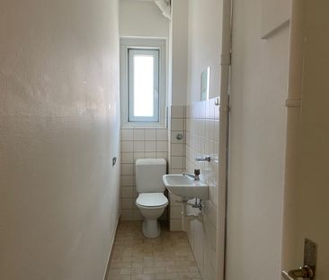 A louer, 2 pièces, Léopold-Robert 102, La Chaux-de-Fonds - Photo 2