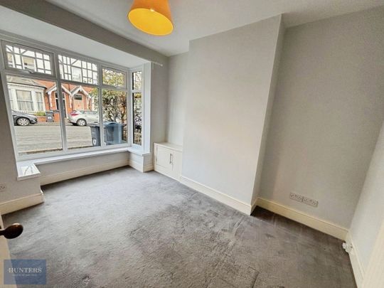 2 bedroom House To Let Total Size: 905 SQ FT - Photo 1