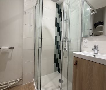 Location Appartement 2 pièces 30m² BORDEAUX 33000 - Photo 2