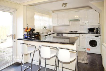 3 bedroom terraced house to rent - Photo 5