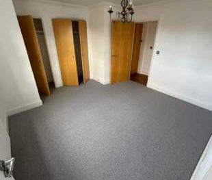 2 bedroom property to rent in Eastbourne - Photo 3