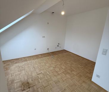 Graz - Straßganger Straße 27/DG/3: 2 Zimmerwohnung unbefristet! - Photo 1